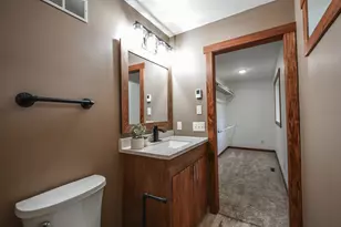 905 Larson Dr, Zumbrota, MN 55992 - Photo 12