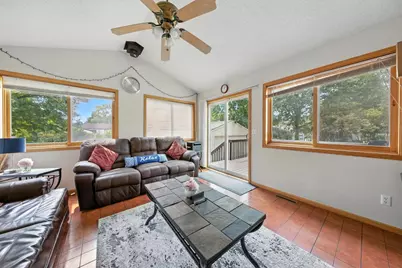 2710 91st Avenue NE, Blaine, MN 55449 - Photo 6