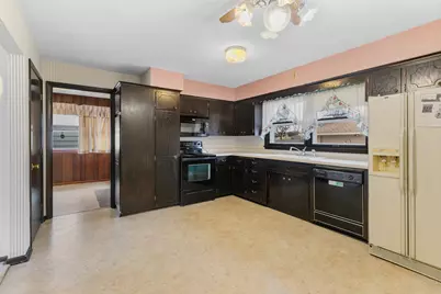 2662 1st Avenue E, North Saint Paul, MN 55109 - Photo 4