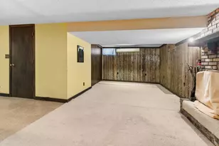 2662 1st Ave E, North Saint Paul, MN 55109 - Photo 12