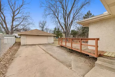 2662 1st Avenue E, North Saint Paul, MN 55109 - Photo 16