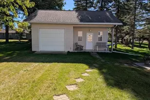407 Park St, Fulda, MN 56131 - Photo 2