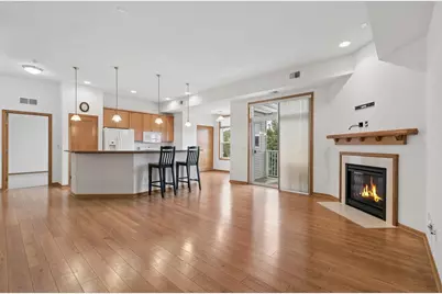 1244 County Road D E #205, Maplewood, MN 55109 - Photo 2