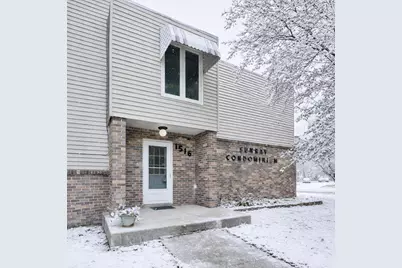 1516 19 1/2 Street S #6, Moorhead, MN 56560 - Photo 1