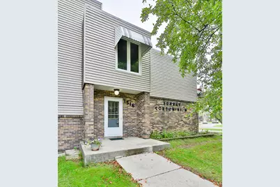 1516 19 1/2 Street S #6, Moorhead, MN 56560 - Photo 2