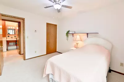 1516 19 1/2 Street S #6, Moorhead, MN 56560 - Photo 12