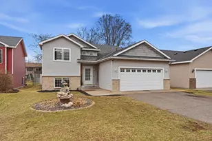 1208 Knickerbocker Ct, Sartell, MN 56377 - Photo 2
