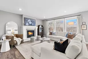 6373 Apple Ct, Inver Grove Heights, MN 55077 - Photo 2