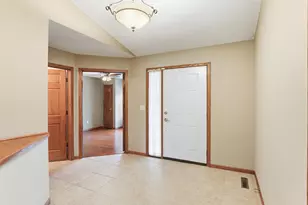 516 Marmik Cir, Hastings, MN 55033 - Photo 8