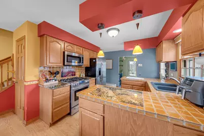 477 Idaho Avenue E, Saint Paul, MN 55130 - Photo 10