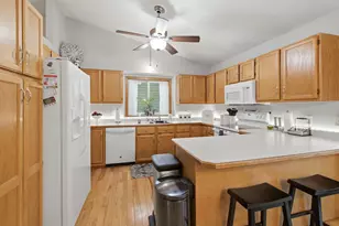 6204 176th St W, Farmington, MN 55024 - Photo 8