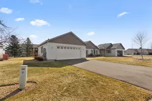 74 Stratford Way, Hudson, WI 54016 - Photo 2