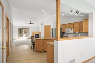 21153 Paso Fino Cir N, Forest Lake, MN 55025 - Photo 6