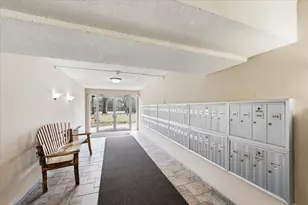 135 Viking Dr E, Little Canada, MN 55117 - Photo 18