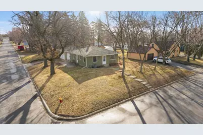 228 8th Avenue N, Sauk Rapids, MN 56379 - Photo 1