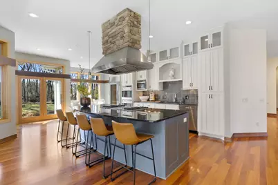 9401 Elm Court, Prior Lake, MN 55372 - Photo 6