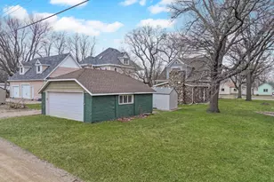 361 Emory St, Tracy, MN 56175 - Photo 32