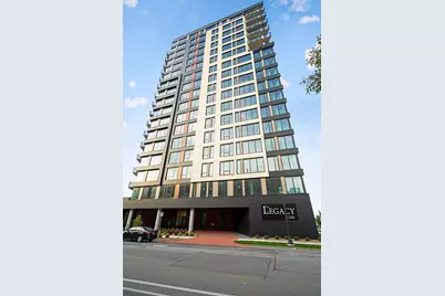 1240 S 2nd Street #424, Minneapolis, MN 55415 - Photo 1