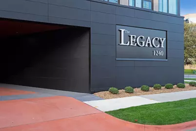 1240 S 2nd Street #424, Minneapolis, MN 55415 - Photo 2