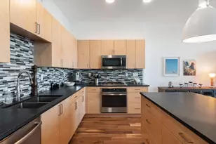 1240 S 2nd St, Minneapolis, MN 55415 - Photo 10