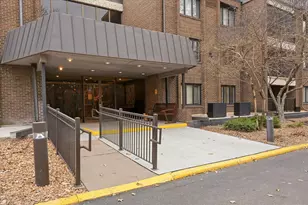 3412 Oak Ridge Rd, Hopkins, MN 55305 - Photo 30