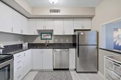 3412 Oak Ridge Road #319, Hopkins, MN 55305 - Photo 10