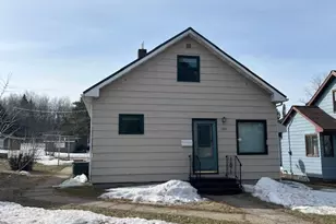 1210 2nd Street W, Eveleth, MN 55734 - Photo 1