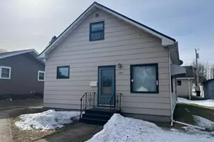 1210 2nd Street W, Eveleth, MN 55734 - Photo 2