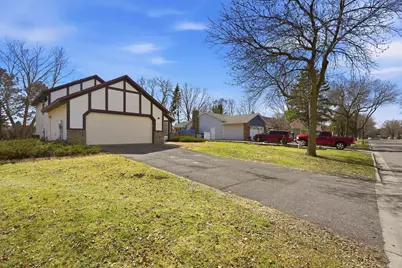 9227 79th Street S, Cottage Grove, MN 55016 - Photo 4