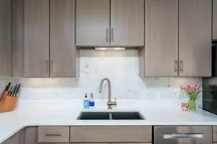 370 Marshall Ave, Saint Paul, MN 55102 - Photo 10