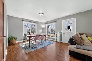 1373 Jefferson St SE, Hutchinson, MN 55350 - Photo 4