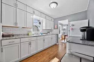 1373 Jefferson St SE, Hutchinson, MN 55350 - Photo 2