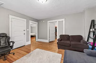 895 Rose Ave E, Saint Paul, MN 55106 - Photo 6