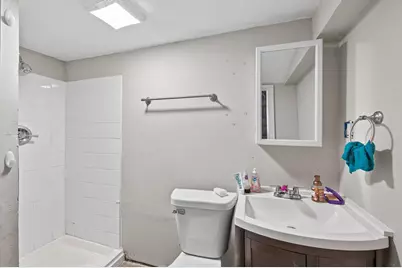 895 Rose Avenue E, Saint Paul, MN 55106 - Photo 24