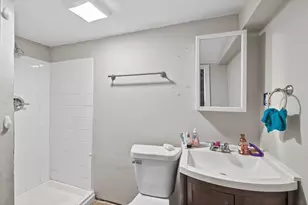 895 Rose Ave E, Saint Paul, MN 55106 - Photo 24