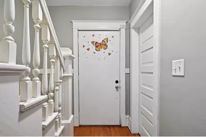 895 Rose Avenue E, Saint Paul, MN 55106 - Photo 4