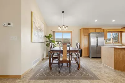 1221 Patricia Court, Marshall, MN 56258 - Photo 10