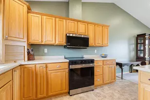 1221 Patricia Ct, Marshall, MN 56258 - Photo 14