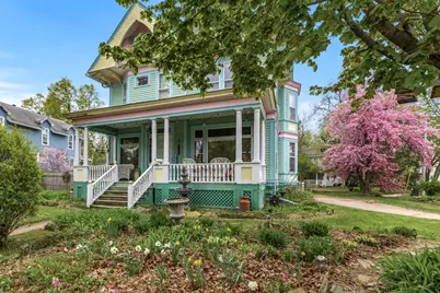 930 3rd Avenue, Eau Claire, WI 54703 - Photo 2