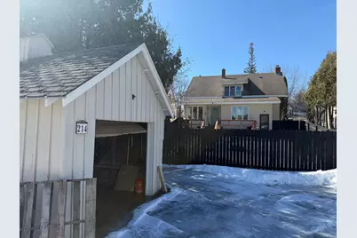 214 Main Avenue S, Baudette, MN 56623 - Photo 4