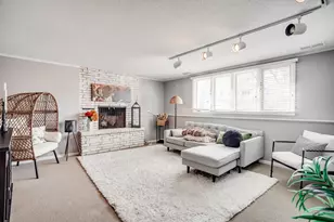 2221 Quebec Dr, Saint Louis Park, MN 55426 - Photo 28