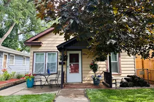 526 Summit St NE, Columbia Heights, MN 55421 - Photo 2
