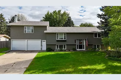 1511 Eckerson Drive, Worthington, MN 56187 - Photo 2