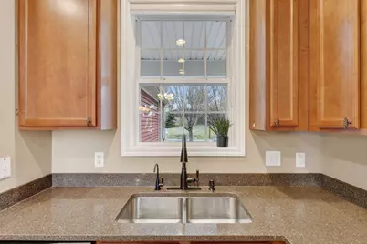 18121 Kindred Court, Lakeville, MN 55044 - Photo 10