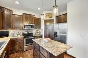 24488 Superior Dr, Rogers, MN 55374 - Photo 10