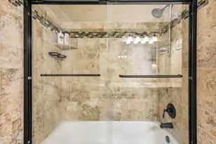 5400 Sanibel Dr, Minnetonka, MN 55343 - Photo 20