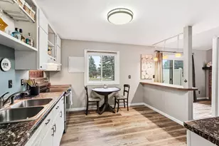 5400 Sanibel Dr, Minnetonka, MN 55343 - Photo 12