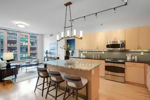 215 10th Ave S, Minneapolis, MN 55415 - Photo 4