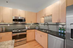 215 10th Ave S, Minneapolis, MN 55415 - Photo 10