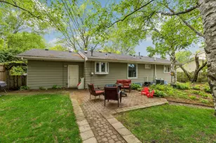 1249 Pinewood Ct, Woodbury, MN 55125 - Photo 24